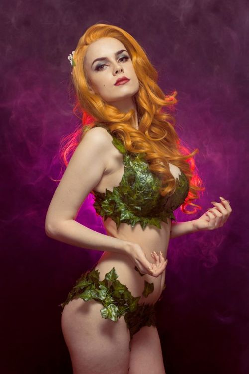demonsee:  Poison Ivy by Shiveeejam   
