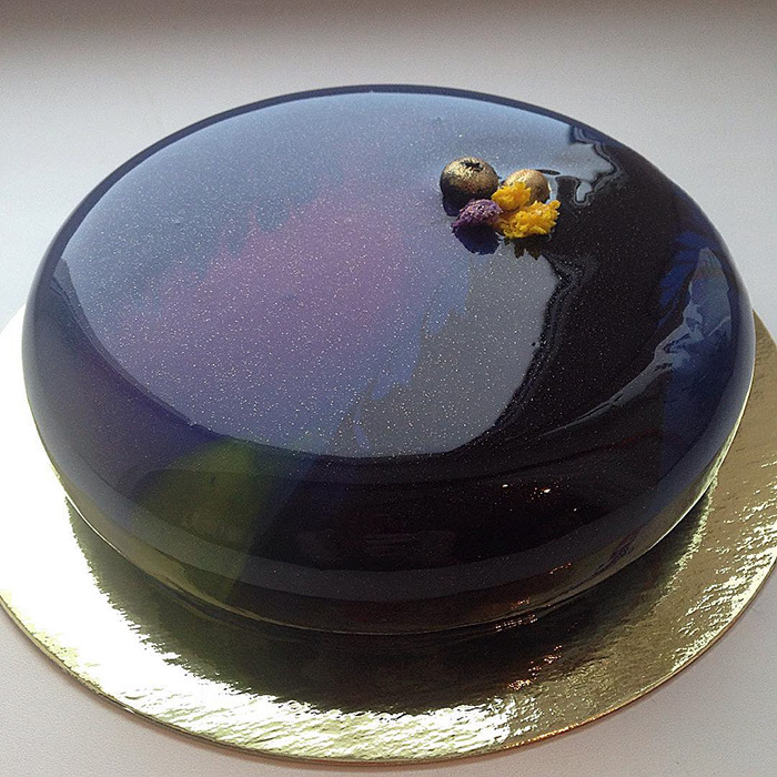 taktophoto:  Mirror Marble Cakes By Russian Confectioner Are Just Too Perfect 