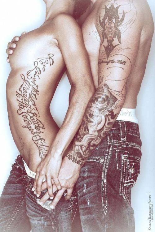 ileatherandlace:  For some, their body is their canvas ~♥~  Beautiful. -fm