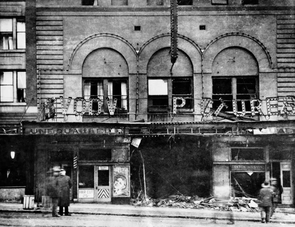 Royal Theatre, 144 East Hastings, Monday 20 March 1933
