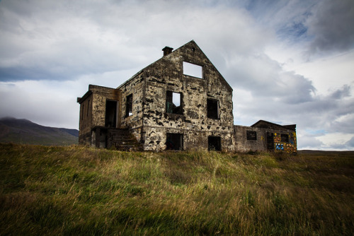 Abandoned House in view of Snæfellsjökull on Flickr.On the edge of Snæfellsjökull, a peak shrouded i