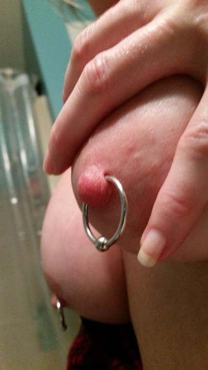 women-with-huge-nipple-rings.tumblr.com/post/169381948460/