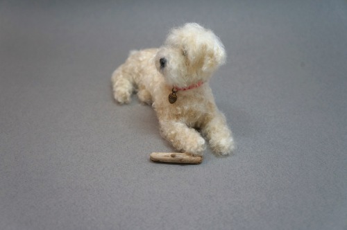  A needle felted Wheaten Terrier.  Have a peaceful Sunday!  #wheatenterrier 
