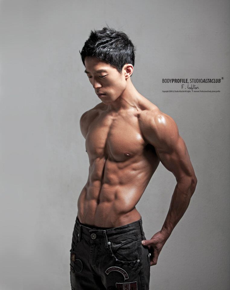 Pecs 'n' More