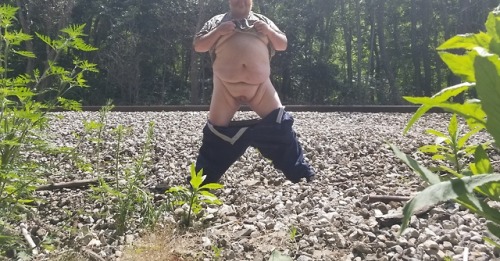 bigdaddy3650:  Nekkid on the tracks