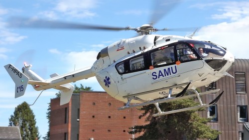 Video of last Airbus Helicopters EC-145-C2 registered on France F-HPAS landing at Arras hospital (No