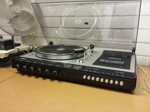 Dux TAPC 4000 Model SX6937/33 Compact Stereo System, 1977 