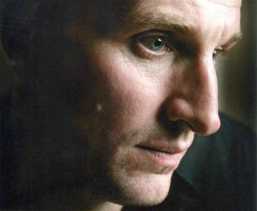 Reblog if you've ever lost yourself in Christopher Eccleston's eyes