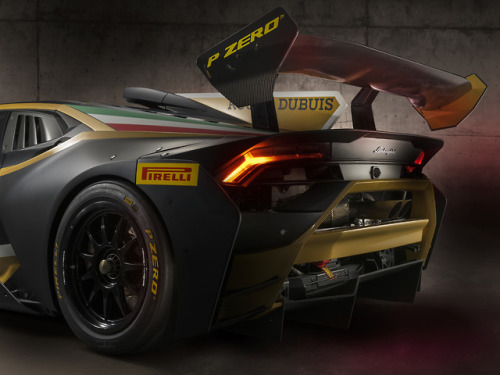 itracing: First Look: The Huracán Super Trofeo Evo Collector Lamborghini Squadra Corse presen