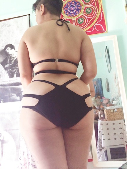 plotprincessss:  thajazzyone:  darshanapathak:  I’ve always wanted to try a strappy monokini, but when I saw the gorgeous Nicki Minaj & Bei Badgirl sporting some cute strappy looks, I knew I had to have one! This one is courtesy of Oasap, you can