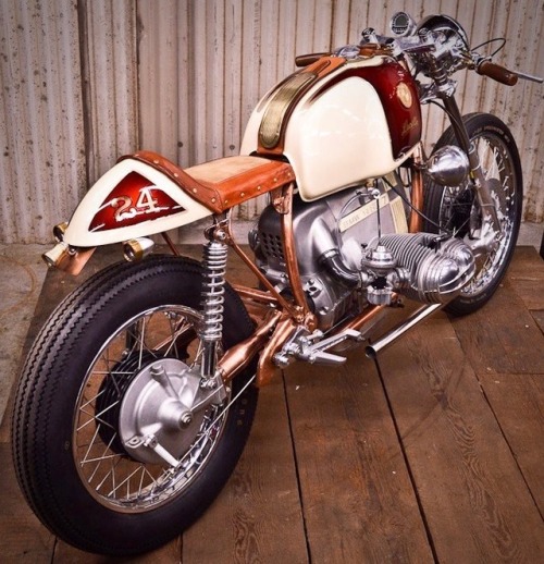 XXX utwo:  BMW R80 © classic bmw motorcycles photo