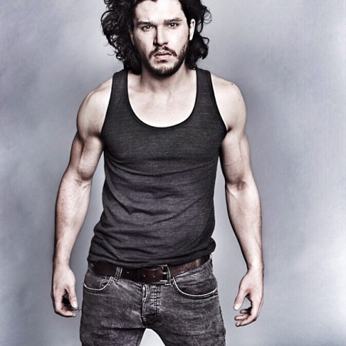 gameofthronesworld:Game of Thrones Men in Men’s HealthI&rsquo;ll take a double-helping each of the l