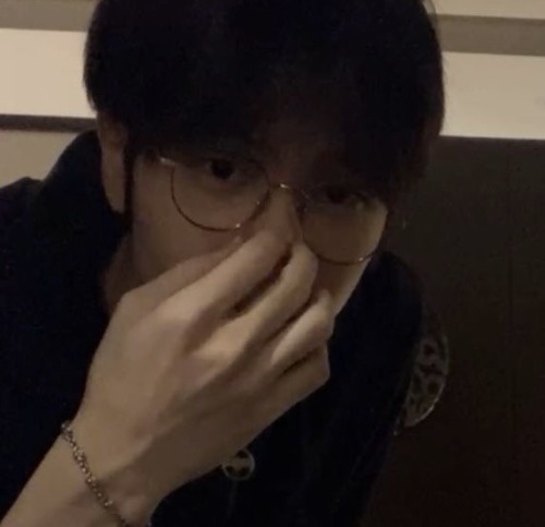 Special Mittens. | Park Jisung (M)