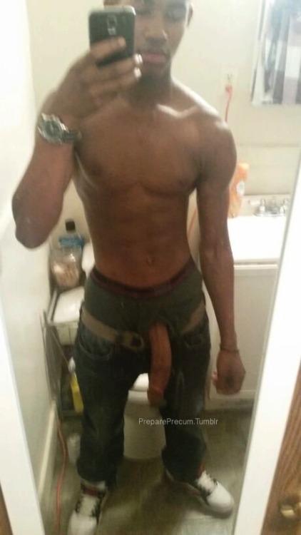 armyboii11inch:  freakdreamofme:  Everything long on this boy. He was made for sexin  Really awesome