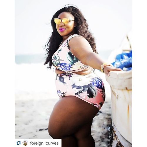 plusmodelmagazine:#Repost @foreign_curves ・・・ Self confidence is the best outfit, rock it, own it!!!