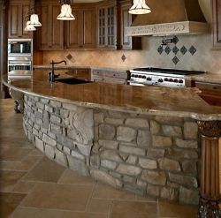 sweetestesthome:  Love this kitchen bar ….Click
