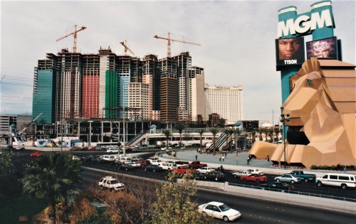 Building New York, New York, Las Vegas, c. March 1996(1) Back stamped 03.96, and captioned “Hotelenb