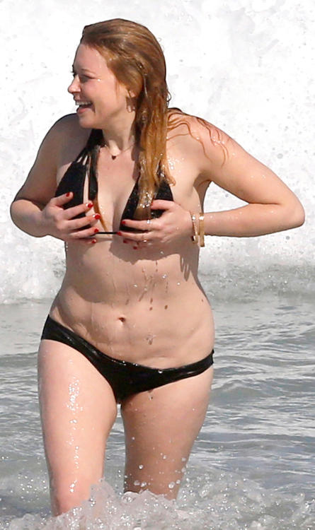Sex toplessbeachcelebs:  Natasha Lyonne (Actress) pictures