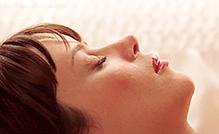 kingthraanduil:  Every Pushing Daisies Episode↳ 1x01 Pie-lette 