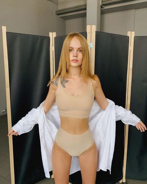 wndmkr:  Anastasia Scheglova Instagram