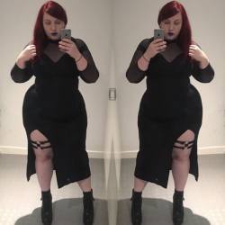 thechelseasmilex:  Witch Life repping my @tealecocothebrand UGO Thigh Garter  #effyourbeautystandards #honormycurves #honoryourcurves #redhair #redhead #thick #thickgirl #thickthighs #plussize #plus_isamust #plusmodelmag #plussizemodel #alternativecurves