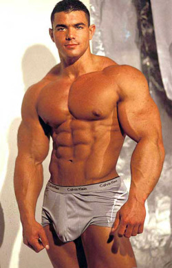 davidmuhn:  Hot muscle man in his underwear with a big bulge