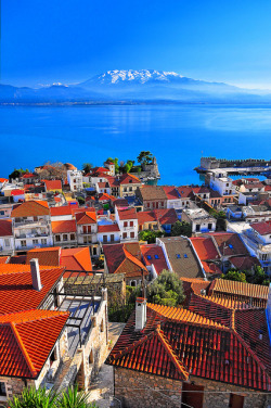 visitheworld:  Rooftop view over Nafpaktos,