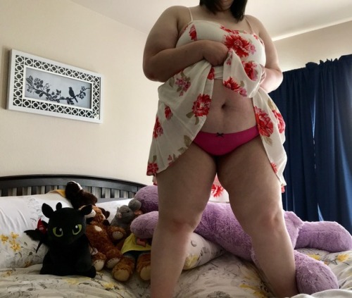 littleandblue: One little monkey jumping on the bed