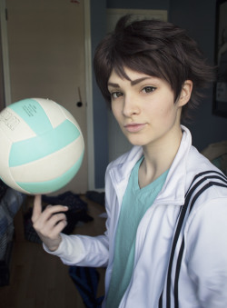 criedwolves:oikawa costest!! i relate to him a lot and he’s definitely one of my favourite characters from haikyuu!!, so cosplaying him is really fun. the wig is from circusdoll and i’m in love with it! (you can use my code “criedwolves” for