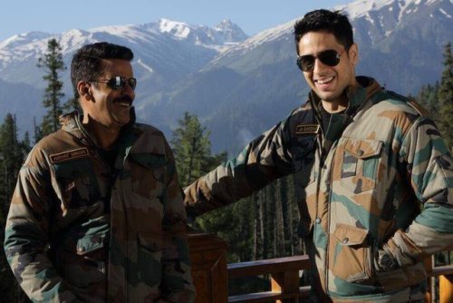 Sidharth Malhotra and Manoj Bajpayee on the set of Aiyaary in Kashmir