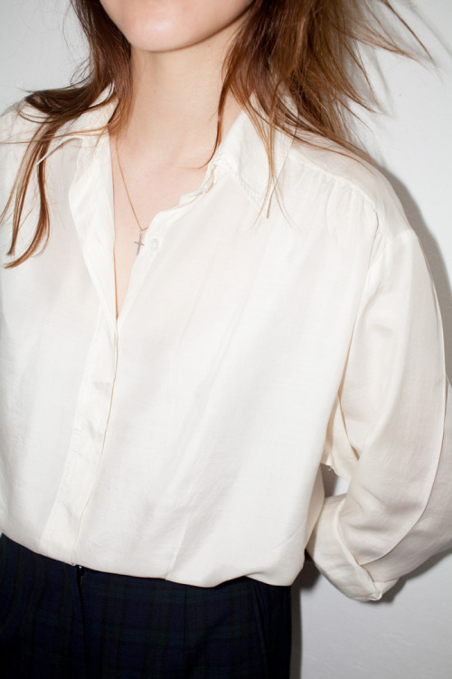 43/43SOLDOFF- WHITE SILK SHIRT