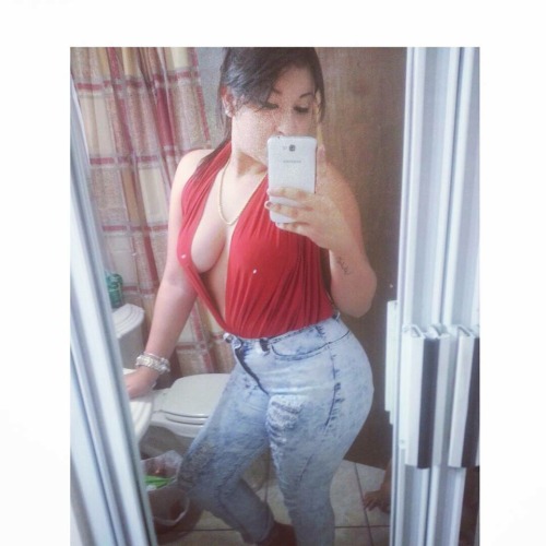 lasyalesprfull: Alexandra Marie de Facebook Esta Durota