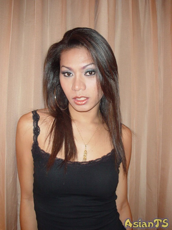 hot4asianshemale:  See more at: Hot4AsianShemale.tumblr.com 