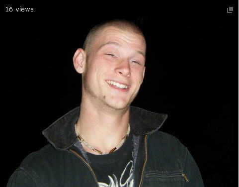 pigshouse:  taboosondad:  Love this guy!  Josh “The Monkey” Seater.  Hot guy