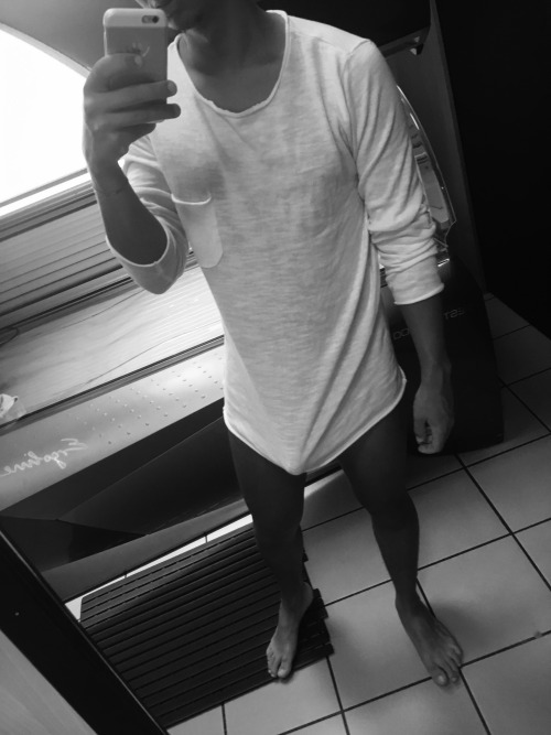 gayboyshoutout: Add me on Snap // try-itnow