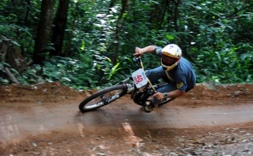 labeda: Dia de treino no Bike Park Anhanguera, Perus - SP - Brazil.Photo:João Paulo Labeda - All rig