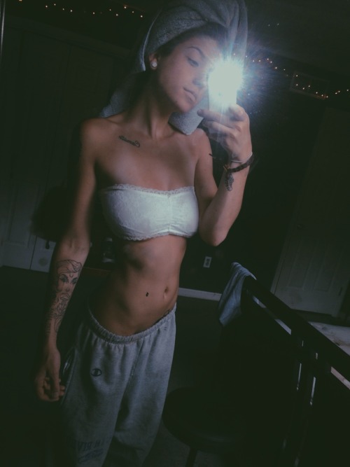 druginfluenced:  ignore the towel