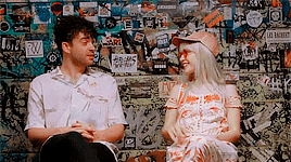 morepmore:30 DAYS PARAMORE CHALLENGE - DELUXE EDITIONDay 14 - A Hayley & Taylor After Laughter e