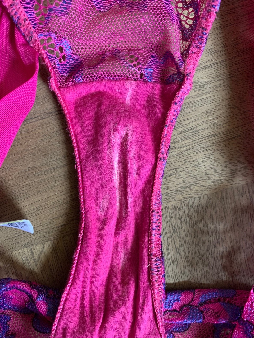soixantehuerf:  Musky, sweaty smelling panties moulded to the shape of my slit.