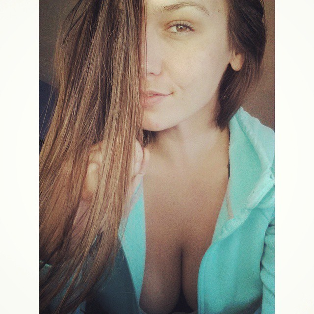 realashleyskyy:  😊😪 tired
