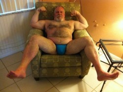 realbearmen:  hankmiller66:  Blue is a very