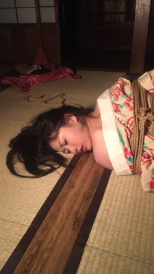 japanesebdsmofficial:    Kinbaku Naka Akira Model Itsuka Hizuki