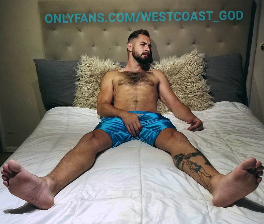 westcoastgod:Onlyfans.com/westcoast_god #male #alpha #master #findom #cashmaster