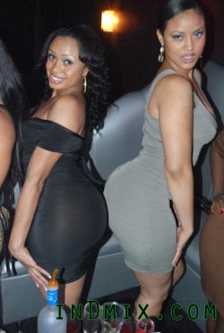 iofbeholder:  Two pretty red bones in the clubTwo pretty red bones in the clubView Post