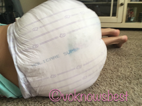 voknowsbest:  Every hard working or playing baby is going to get a super soggy diapey from time to time  - Vo 