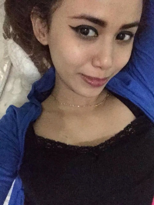 nastyrieka: 20 years old Sarah Saffirah from Johor. Reblog my posts if you want more nice