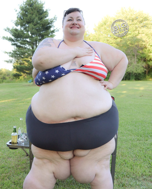 I pledge allegiance to the fat&hellip;http://ash.bigcuties.com