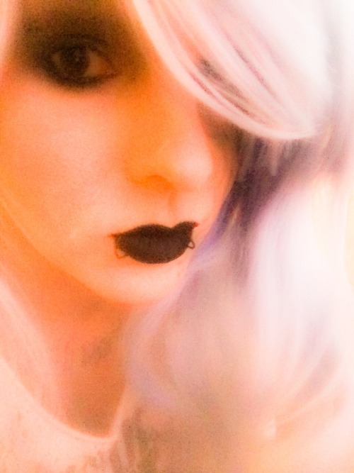 brokendoll666:  Ready to start my day …well sort of lolz