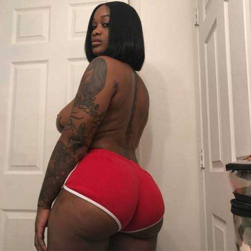 thegrocerylista1:  #topnotch_baddies  Featured model @therealbrookejones_  .   #beautifulwomen #atlanta #goddesses #topnotch_baddiesbackup #bae #baddies #lit #photooftheday #dope #thickaf #bigbootygirls #slimthick #photography #beautiful #baddiesonly