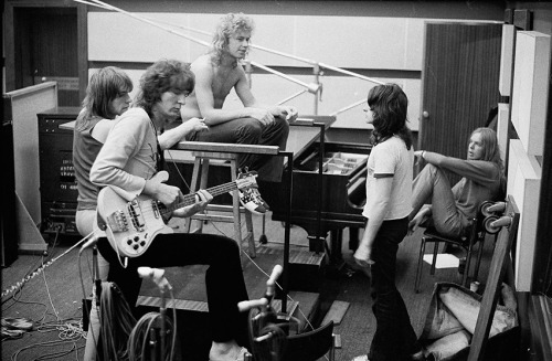 Yes, recording Fragile 1972 at Advision Studios LondonSteve Howe, Chris Squire, Bill Bruford, Jon An